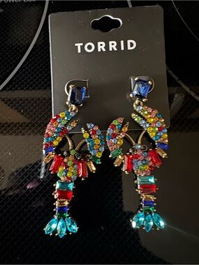 torrid Multicolor Crystal Statement Earrings , worried about heavy ? Nope